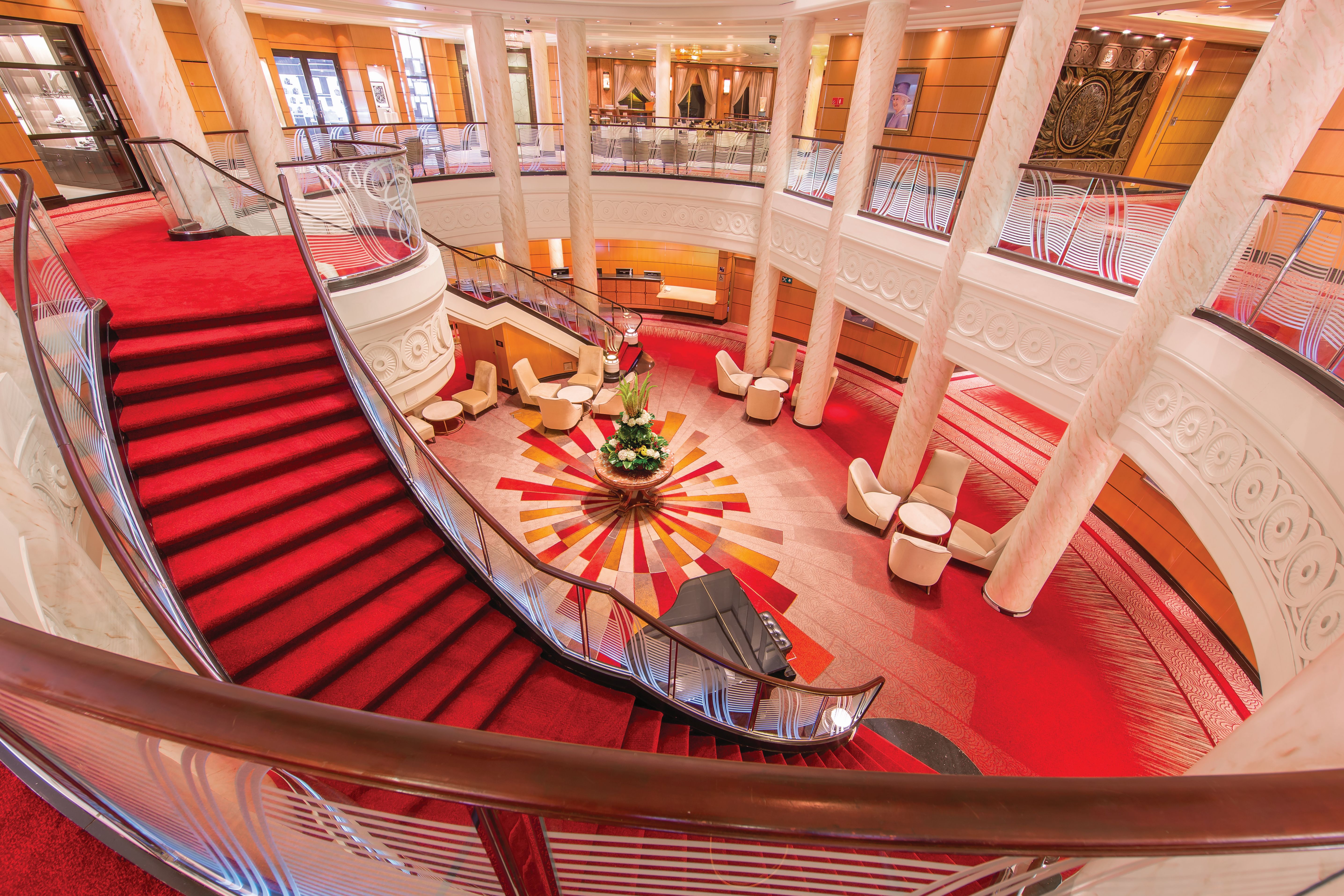 Queen Mary 2 Hamburg-New York 2026