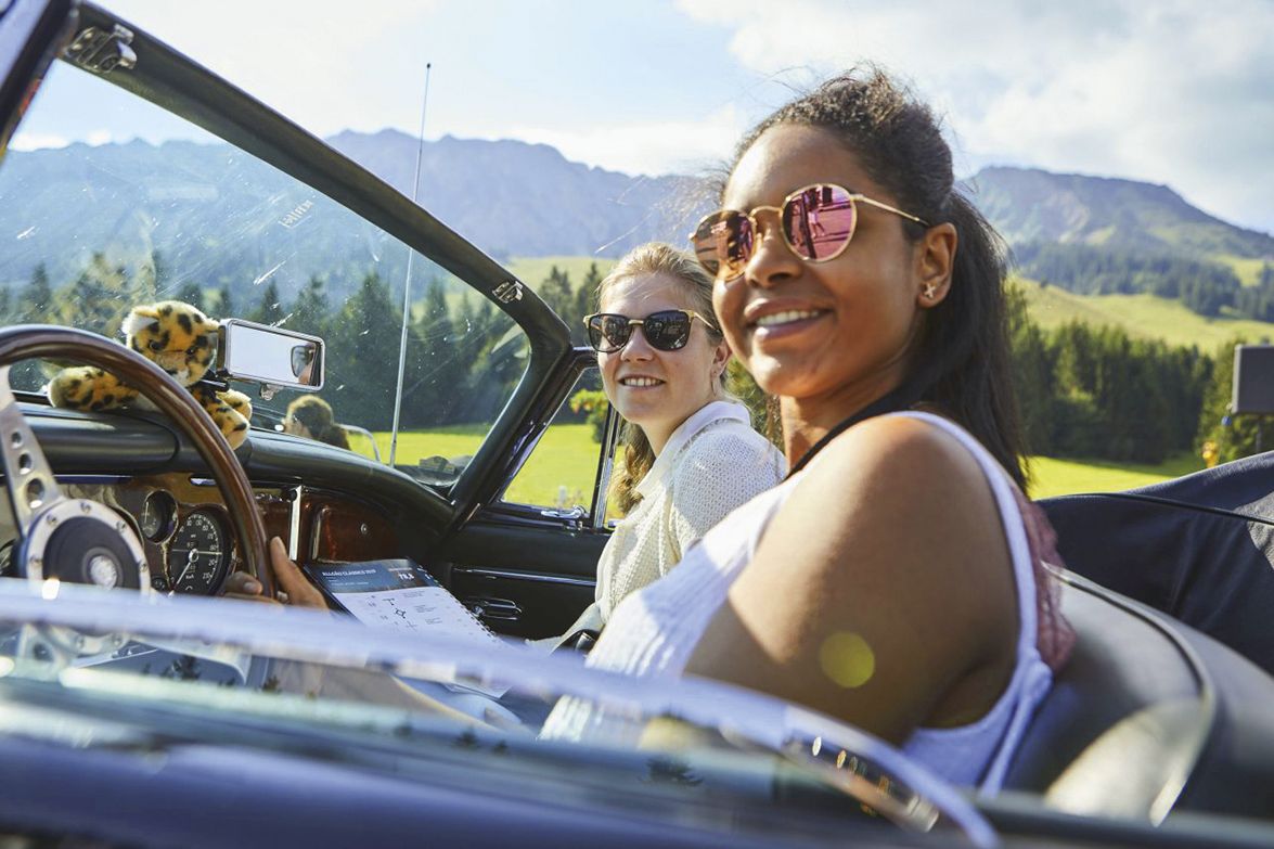 Oldtimerfahrt über die schwäbische Alb nach Meßkirch für 2 Personen Oldtimerfahrt über die schwäbische Alb nach Meßkirch für 2 Personen