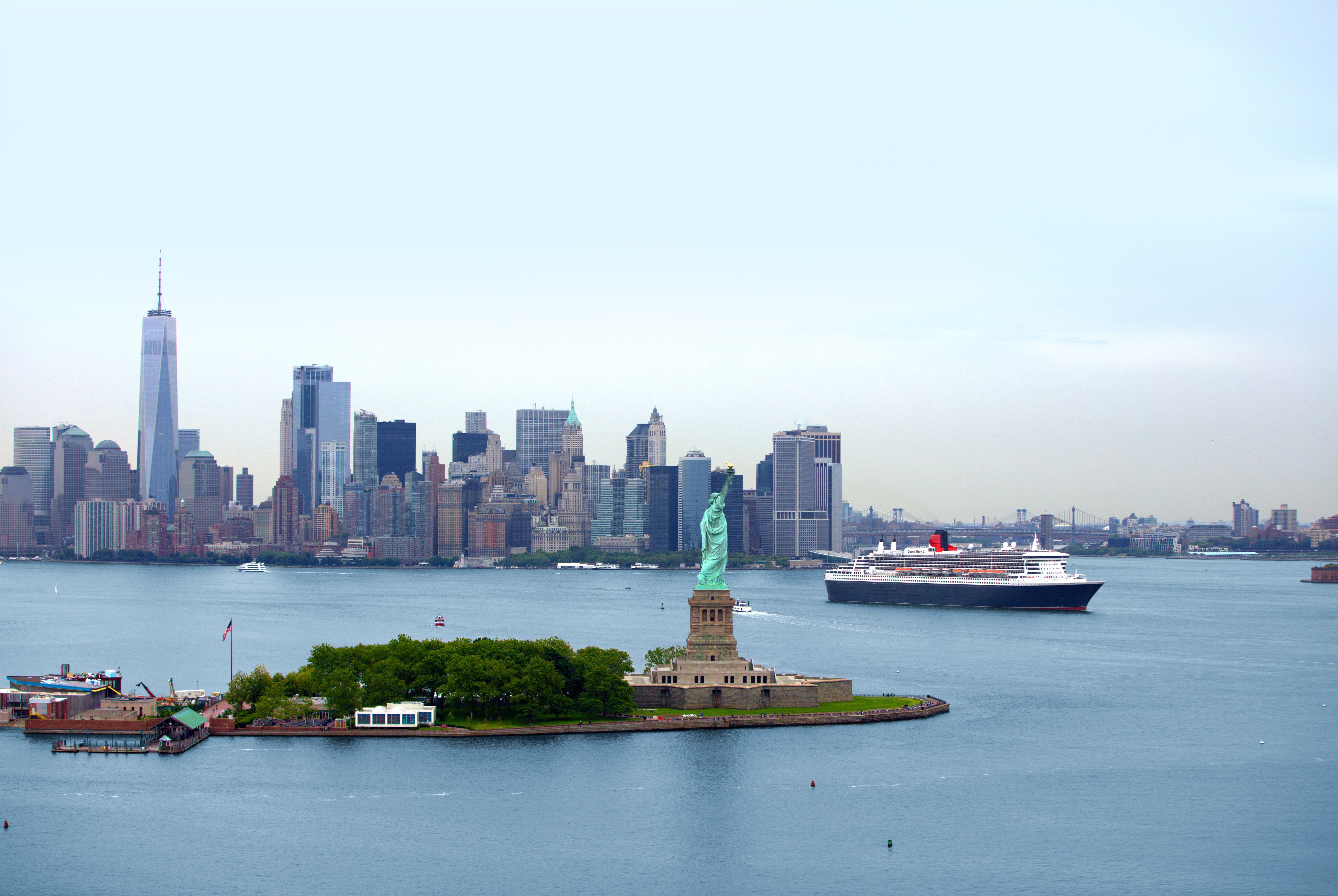 Queen Mary 2 Hamburg-New York 2026