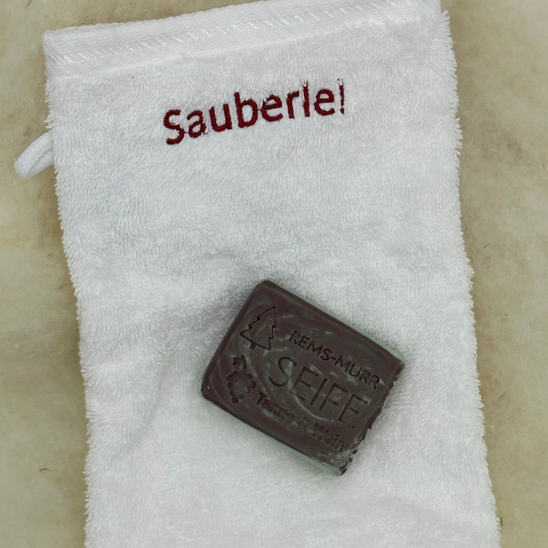 Rems-Murr-Seife mit "Sauberle"-Waschhandschuh Rems-Murr-Seife mit "Sauberle"-Waschhandschuh