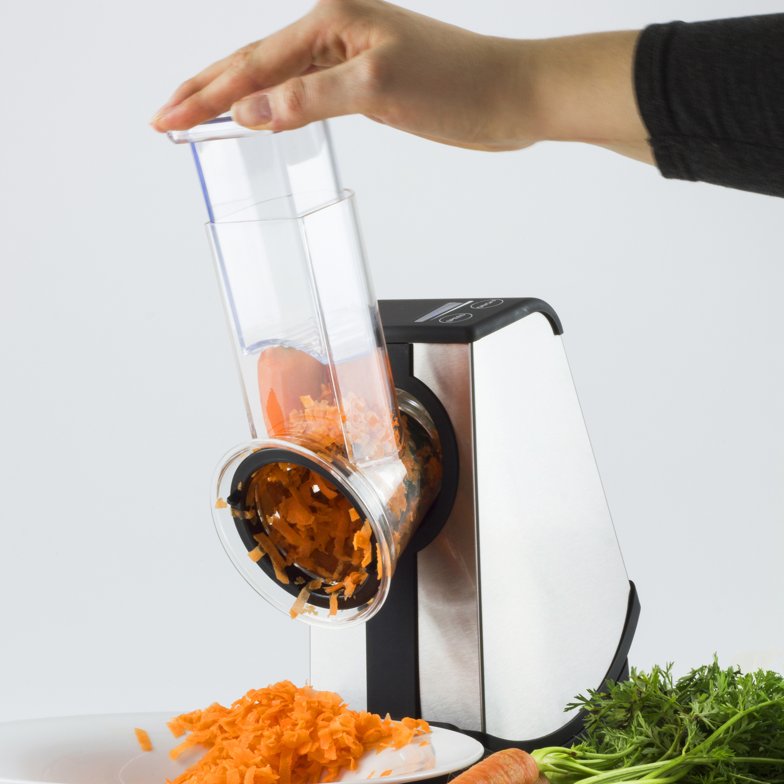 Multireibe Multireibe beim reiben einer Karotte