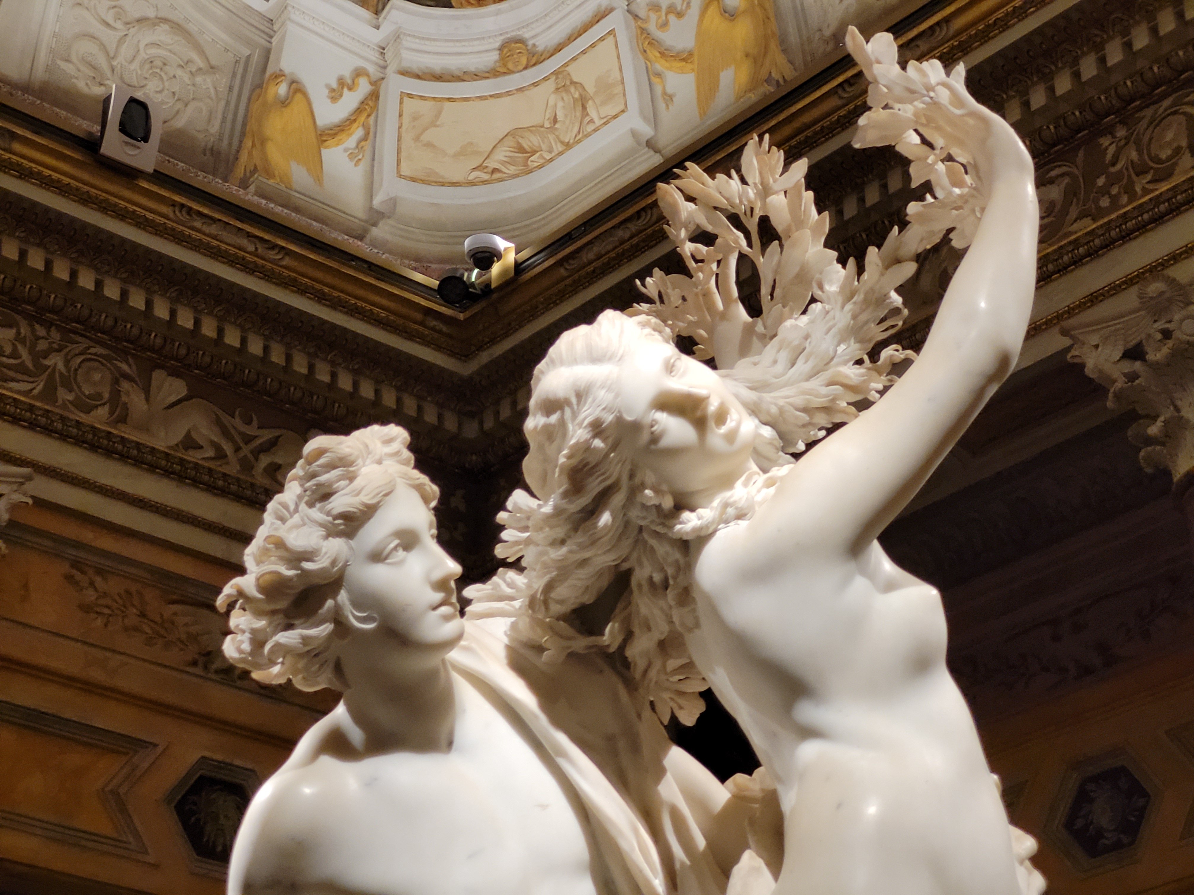 Zwei Marmor Statuen